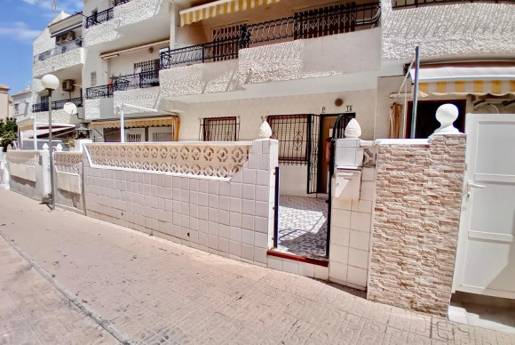 Apartment  - Resale - Torrevieja - El Acequión - Los Náufragos