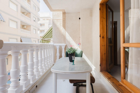 Apartment  - Resale - Torrevieja - JJSTS-17575