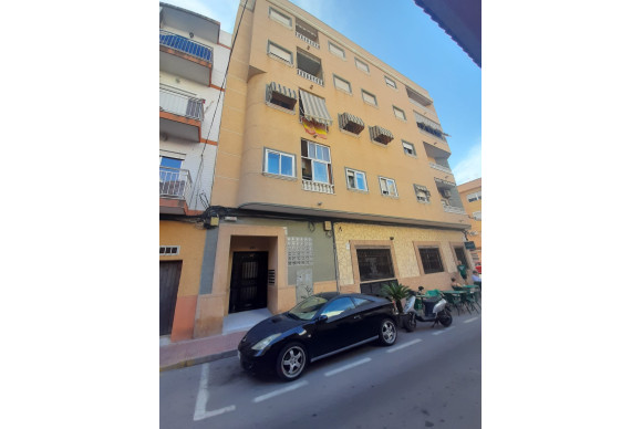 Apartment  - Resale - Torrevieja - JJTIT-30881