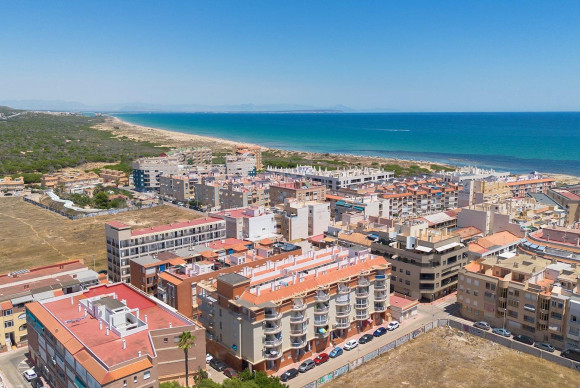 Apartment  - Resale - Torrevieja - La Mata pueblo