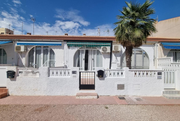 Apartment  - Resale - Torrevieja - La Siesta - El Salado - Torreta