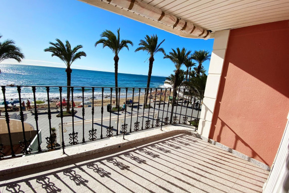 Apartment  - Resale - Torrevieja - Paseo maritimo