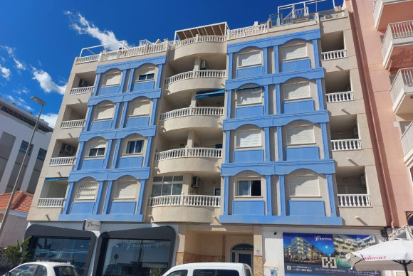 Apartment  - Resale - Torrevieja - Playa de los locos