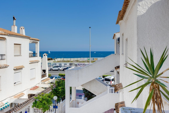 Apartment  - Resale - Torrevieja - Playa de los Naufragos