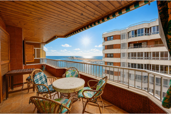 Apartment  - Resale - Torrevieja - Playa del Acequión