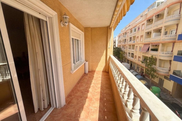 Apartment  - Resale - Torrevieja - Playa del cura