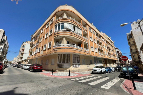 Apartment  - Resale - Torrevieja - Playa del cura