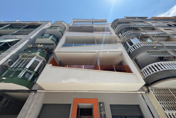 Apartment  - Resale - Torrevieja - Playa del Cura