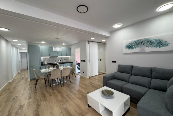 Apartment  - Resale - Torrevieja - Playa del Cura