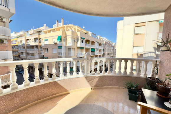 Apartment  - Resale - Torrevieja - Playa del Cura