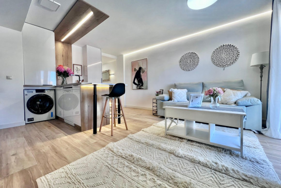 Apartment  - Resale - Torrevieja - Punta prima