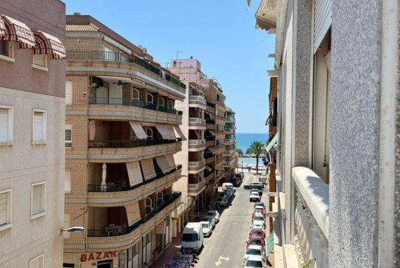Apartment  - Resale - Torrevieja - torrevieja