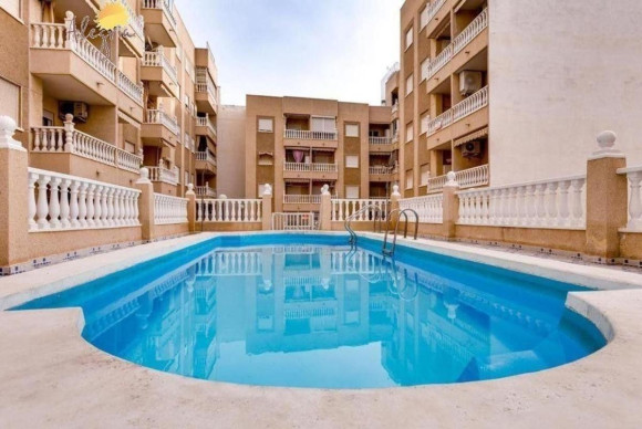 Apartment  - Resale - Torrevieja - torrevieja