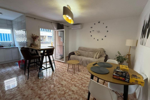 Apartment  - Resale - Torrevieja - torrevieja