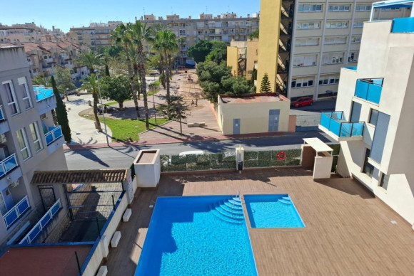Apartment  - Resale - Torrevieja - torrevieja