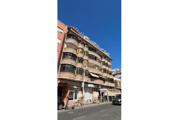 Apartment  - Resale - Torrevieja - torrevieja
