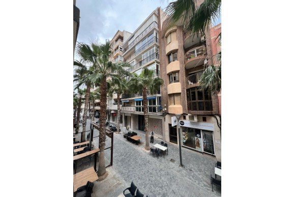 Apartment  - Resale - Torrevieja - Torrevieja