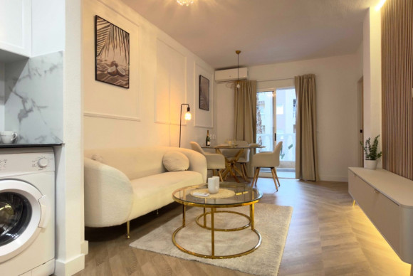 Apartment  - Resale - Torrevieja - Torrevieja