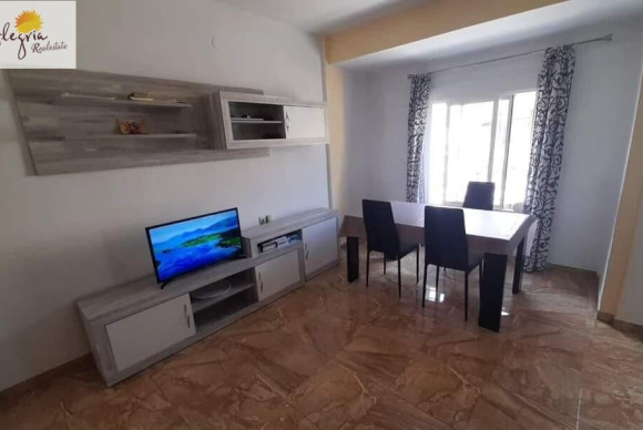 Appartement  - Herverkoop - Algemesi - Algemesí