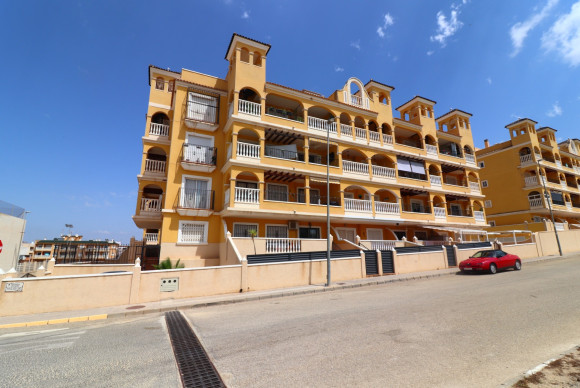 Appartement  - Herverkoop - Algorfa - Algorfa - Village