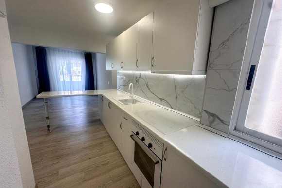 Appartement  - Herverkoop - Alicante - Plà del Bon Repòs-La Goteta