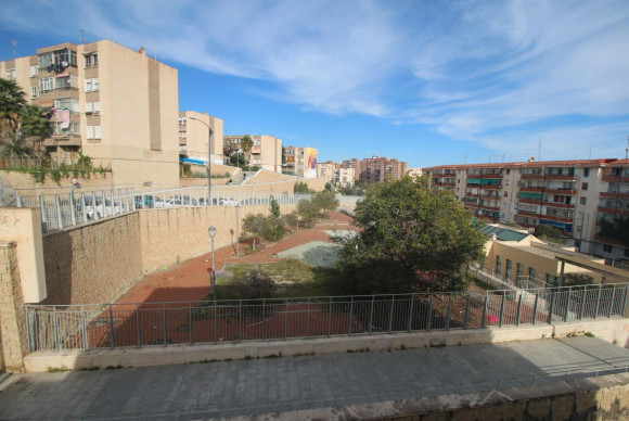 Appartement  - Herverkoop - Alicante - Virgen del remedio