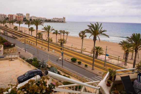 Appartement  - Herverkoop - El Campello - Playa muchavista