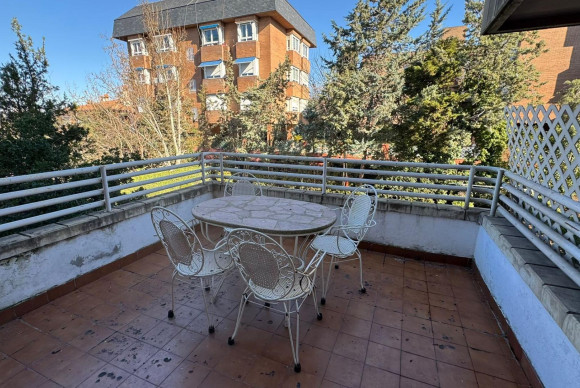 Appartement  - Herverkoop - Madrid - Colina