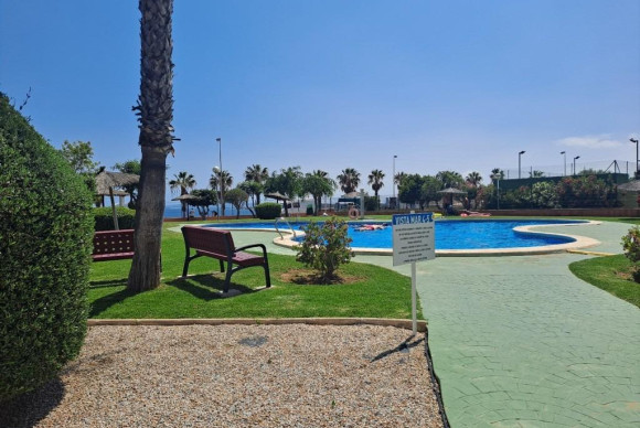 Appartement - Herverkoop - Orihuela Costa - Campoamor