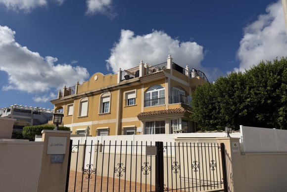 Appartement  - Herverkoop - Orihuela Costa - Lomas de Cabo Roig