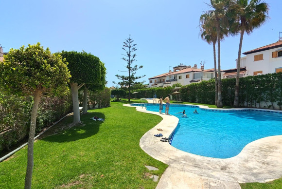 Appartement  - Herverkoop - Orihuela Costa - Mil Palmeras