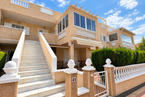 Appartement  - Herverkoop - Orihuela Costa - Punta Prima
