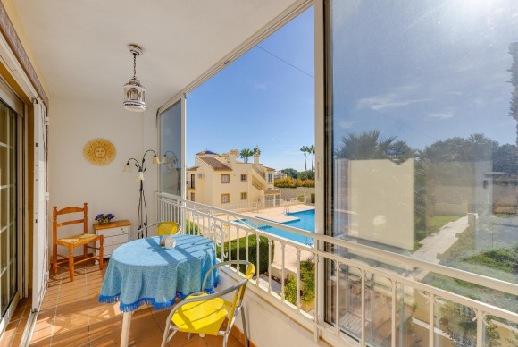 Appartement - Herverkoop - Orihuela Costa - Villamartin