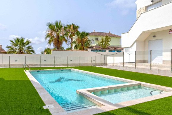 Appartement  - Herverkoop - Orihuela Costa - Villamartin