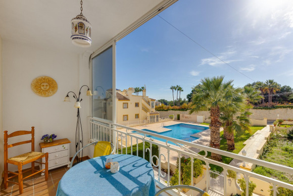 Appartement - Herverkoop - Orihuela Costa - Villamartín