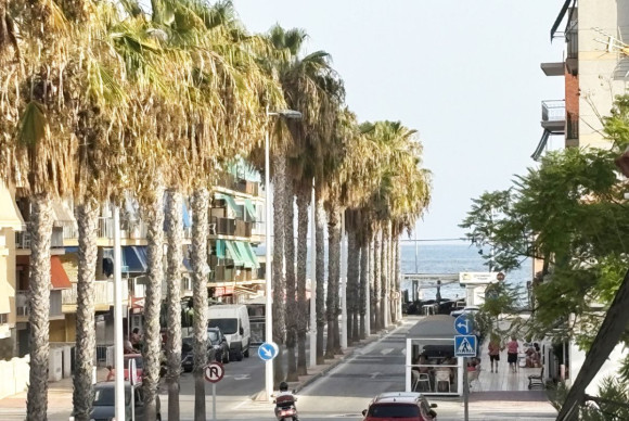 Appartement  - Herverkoop - Santa Pola - Playa Lisa
