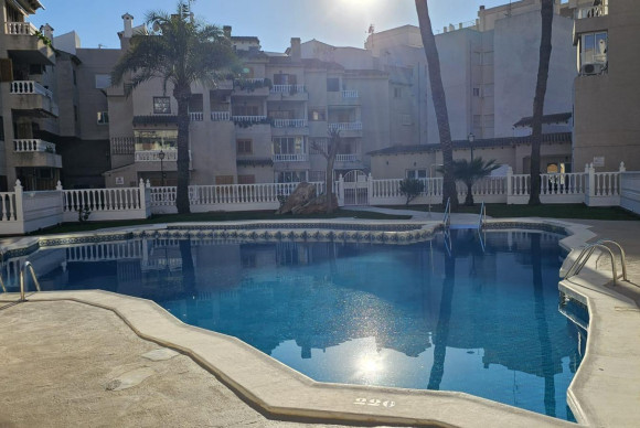 Appartement  - Herverkoop - Torrevieja - B10625
