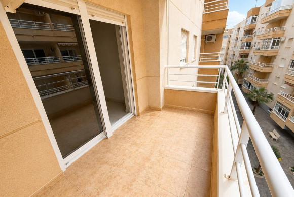 Appartement  - Herverkoop - Torrevieja - Estacion de autobuses