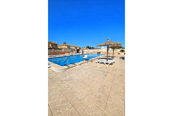 Appartement - Herverkoop - Torrevieja - Los altos