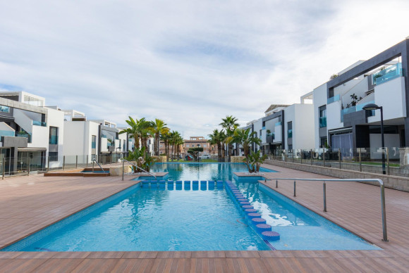 Appartement - Herverkoop - Torrevieja - Los Balcones - Los Altos del Edén