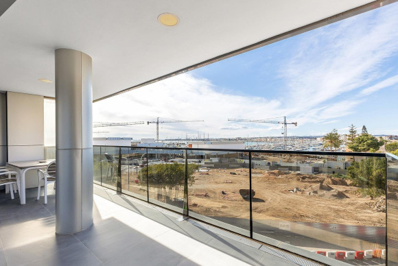 Appartement  - Herverkoop - Torrevieja - Paseo maritimo