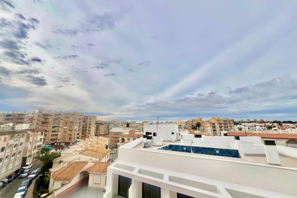 Appartement  - Herverkoop - Torrevieja - Playa de los Locos