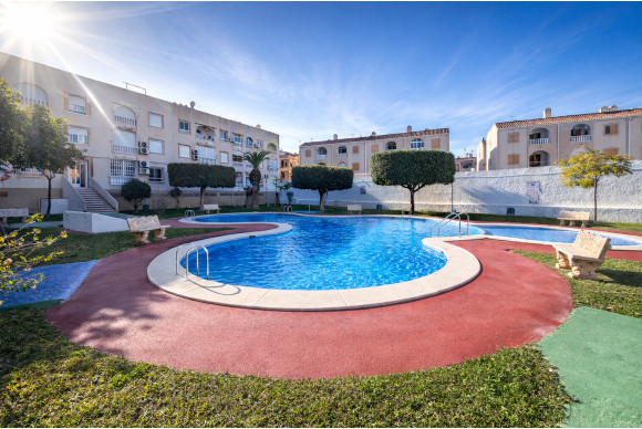 Appartement  - Herverkoop - Torrevieja - Playa del Acequión