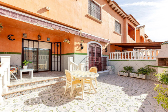 Appartement - Herverkoop - Torrevieja - Torrejón