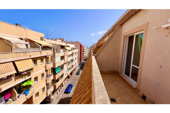 Appartement - Herverkoop - Torrevieja - Torrevieja Centro