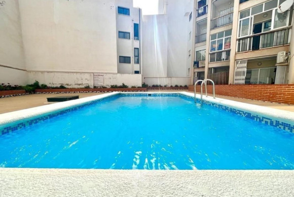 Appartement  - Herverkoop - Torrevieja - torrevieja