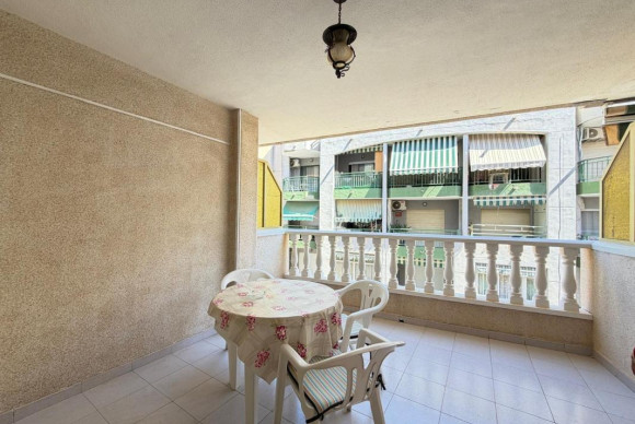 Appartement  - Herverkoop - Torrevieja - torrevieja