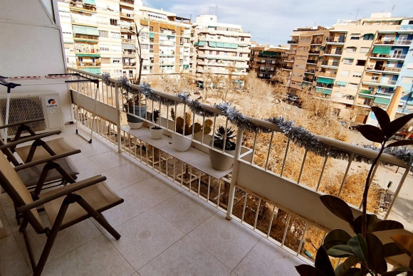 Appartement  - Lange Termijn Verhuur - Alicante - Altozano