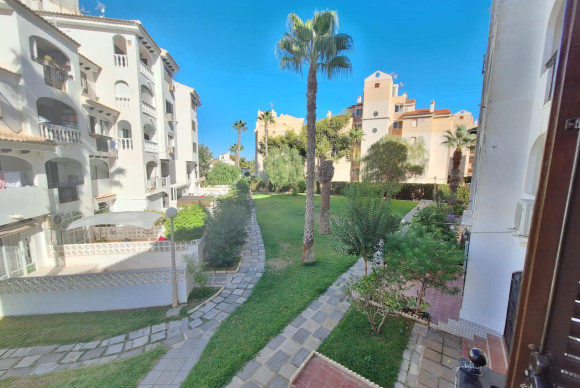 Appartement  - Lange Termijn Verhuur - Torrevieja - Calas blanca