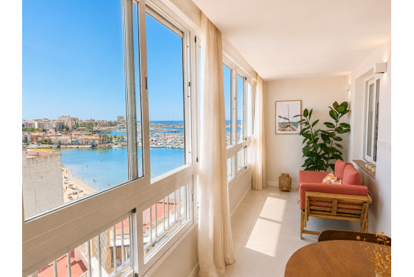 Appartement  - Lange Termijn Verhuur - Torrevieja - Playa del Acequión